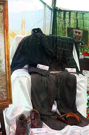 حاج رضوان معمایی که ۲۵ سال برای آمریکا بی پاسخ ماند رزمنده خالصی که تبدیل به الگوی مقاومت شد فیلم تصاویر جهان نيوز