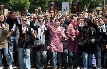 سازماندهي ويژه براي كشف حجاب در كشور