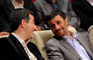 احمدی نژاد افشا می کند؛ مشائی حمایت!+سند
