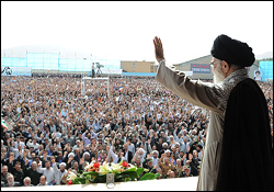 ملت و مسئولان ایران باج نمی‌دهند و یک گام عقب‌نشینی نمی‌کنند