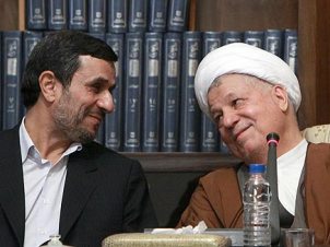 احمدی نژاد چرا به مجمع تشخیص برگشت؟
