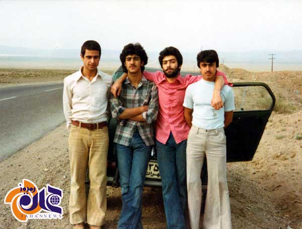 شهید محسن وزوایی ، نفر دوم از راست