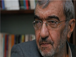 پنج نفر سران فتنه‌اند/ درگیری موسوی با شهید بهشتی