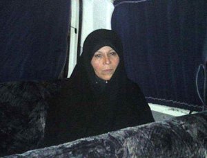 انتقال فائزه هاشمی به بند امنیتی زنان اوین