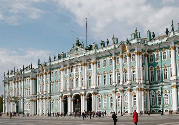 کاخ زمستانی در روسیه