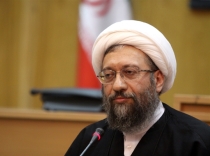 آملی لاریجانی: به خاطر مصالح نظام و تبعیت از رهبر انقلاب سکوت می‌کنم