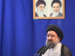انتقاد شدید امام جمعه تهران از برگزاری 2500 جشن‌ نوروزی