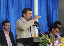پیغام احمدی نژاد به برخی مدیران سابق/ واکنش دولت