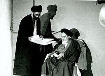 گفت‌وگوی انتخاباتی حضرت آیت‌الله خامنه‌ای با مردم در سال 64 +فیلم