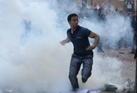 روز خونبار قاهره/ بیش از 100 کشته و 4 هزار زخمی/ تهدیدهای متقابل دولت موقت و مخالفان +فیلم