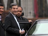 رئیس‌دفتر احمدی‌نژاد می‌مانم/ همه به من رای‌منفی ندادند