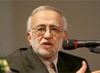 رابطه احمدی‌نژاد با جریان اصولگرایان/ موضوع عبور از اصولگرایی کی مطرح شد؟