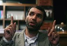 نظر کنایه‌وار ده‌نمکی درباره مناظره روحانی و احمدی‌نژاد