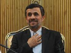 واکنش احمدی‌نژاد به سوالاتی درباره توافق ژنو، سبدکالا و انتخابات