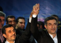 سخنان جدید احمدی‌نژاد درباره مشایی