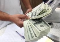 پيش‌بيني نرخ دلار در پی مواضع متناقض مقامات ارشد دولت