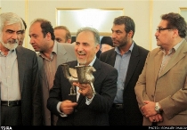 نشان قلابی حسن نیت آمریکا را پس دهید/ چرا شیردال تقلبی در موزه ملی ایران است؟