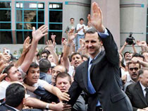 با وجود جنگ و مشکلات گسترده، چرا سوری ها از بشار اسد حمایت می کنند؟