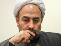 «احمدی روشن»های فرهنگی را به جای ترور کردن با مسائل حاشیه‌ای درگیر می‌کنند