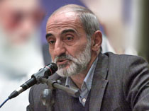 جایگاه هاشمی از سکوی بلند «شخصیت سیاست‌ساز و استوانه نظام» به«عضویت یک‌گروه سیاسی»تنزل یافته