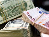 نرخ ارز دست «عمو بانکی‌ها»ست؛ به توافق ربطی ندارد!