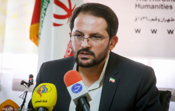 ‫فرزاد جهان‌بین دبیر شورای سیاستگذاری‬