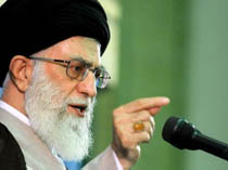 وال‌استریت‌: آیت‌الله‌ خامنه‌ای‌ باتست موشک‌ بالستیک‌ اوباما‌ را‌ تحقیرکرد