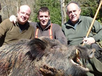 مجوز محیط زیست برای واردات شکارچی اسپانیایی!+عکس