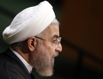 روحانی: با "اقتصاد مقاومتی" توقع مردم را بالا می برند!