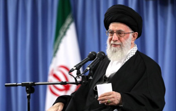 هیچ دشمنی نمی‌تواند ملت ایران را فلج کند
