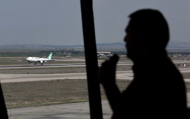 بحران در پروازهای "فرودگاه مشهد" ادامه دارد