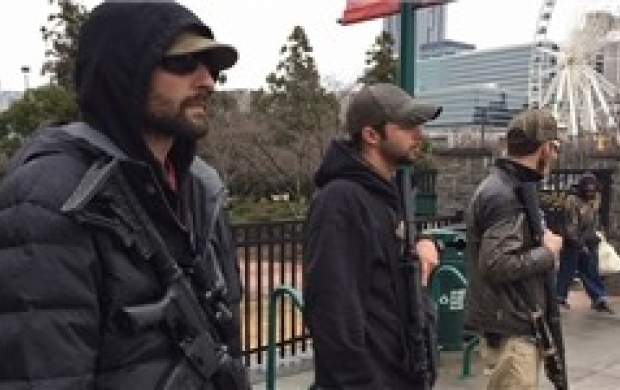 حامیان ترامپ اسلحه به دست به خیابان آمدند