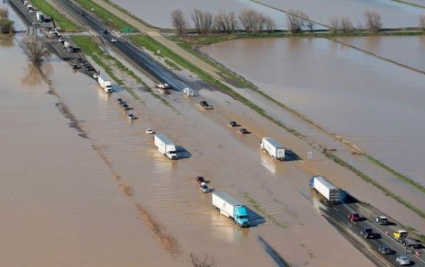 ناپدید شدن ۱۹ نفر در سیلاب شیلی