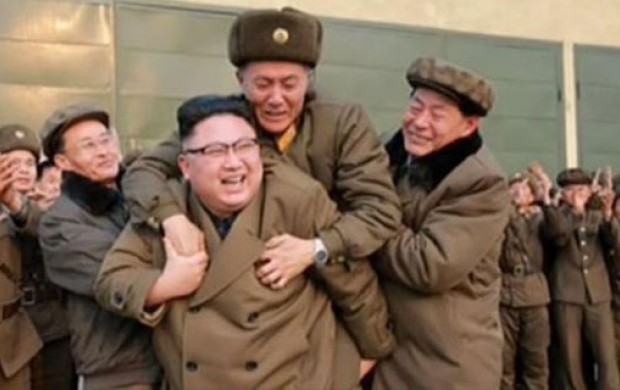 انتشار تصویر عجیب شادی رهبر کره شمالی