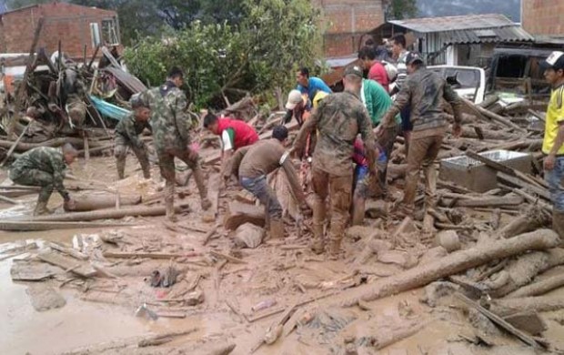 رانش زمین در کلمبیا ۲۵۰ کشته برجای گذاشت