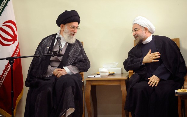 جزییات مشورت روحانی با رهبر انقلاب برای انتخابات/ نظر رهبری درباره حضور افراد در انتخابات ریاست جمهوری چیست؟