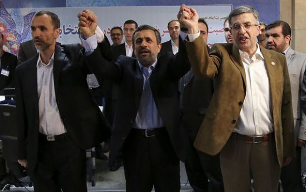 نظر شما درباره ثبت نام محمود احمدی نژاد چیست؟