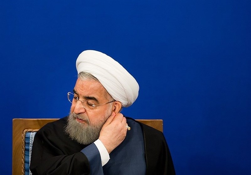 روحانی به سؤالات خبرنگاران درباره عملکرد ۴ ساله خود پاسخ نداد