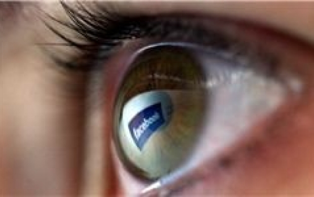 سوءاستفاده فیس بوک از نوجوانان غمگین