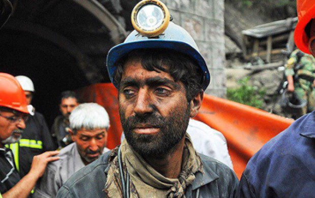 گزارشی از خارج کردن ۲۱ جنازه از معدن زغال‌سنگ آزادشهر