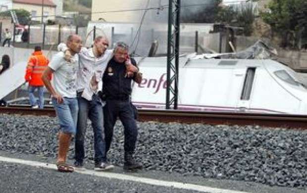 3کشته درپی انحراف قطار از مسیر در یونان