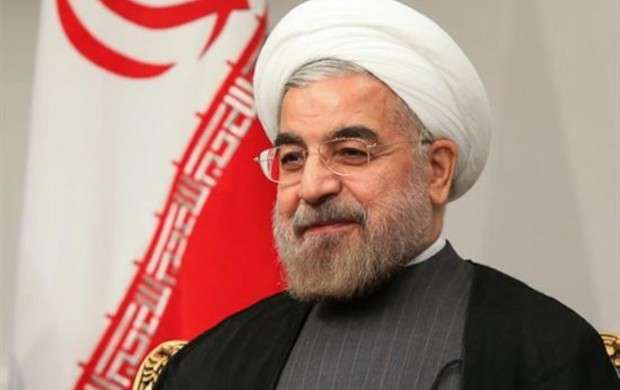 همه به کمک آقای روحانی برویم / کمک کنیم رئیس جمهور جدید موفق شود