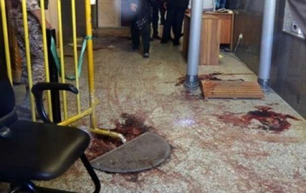 تروریست‌ها با گلوله قفل دفتر ما را شکستند