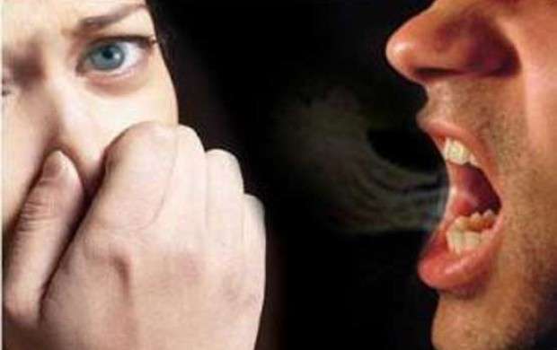 علت بد بویی دهان از چیست؟