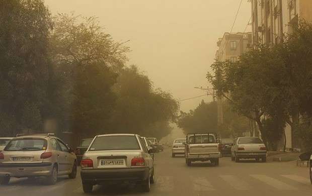 گرد و خاک استان خوزستان را در بر می گیرد