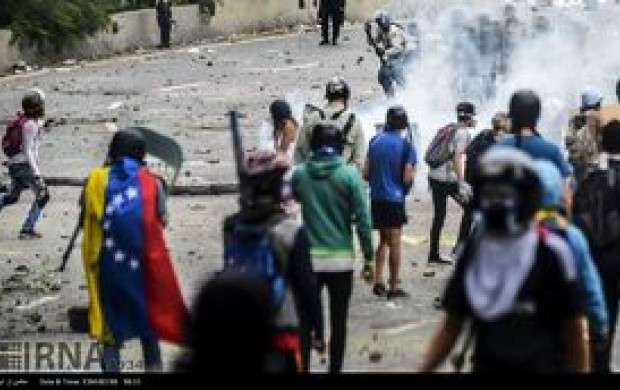 درخواست فتنه‌گران ونزوئلا برای تحریم کشورشان!