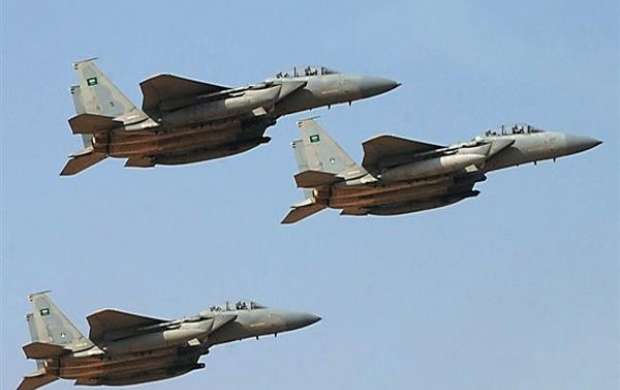 ​حمله جنگنده‌های سعودی به فرودگاه صنعاء
