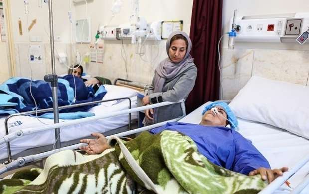 عیادت رئیس دفتر رئیس‌ جمهور از مجروحان زلزله