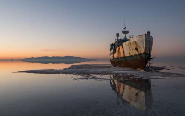 دریاچه ارومیه به حال خود رها شده است
