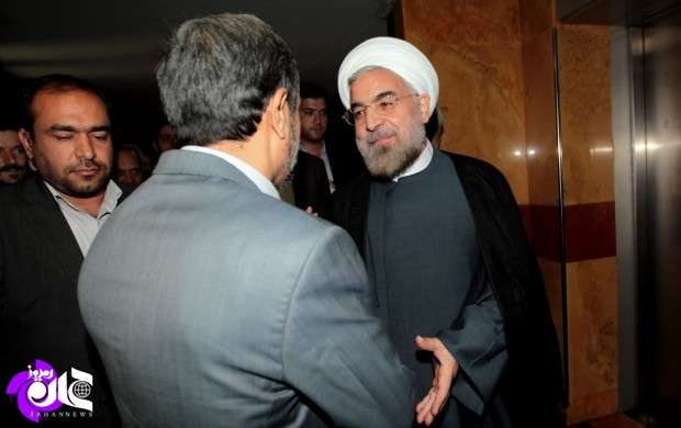 ناگفته هایی از یک گفتگوی خصوصی/ توصیه های احمدی نژاد به روحانی درباره لاریجانی ها